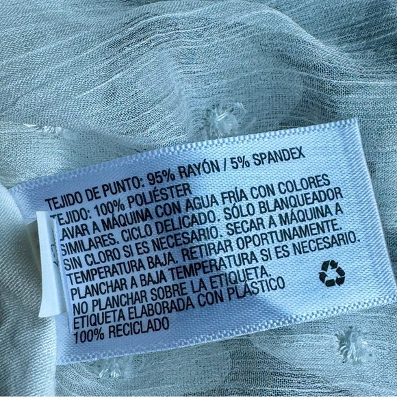 A New Day Sheer Cream Sleeveless 3D Floral Appliqué Top Blouse Size S - Picture 6 of 11